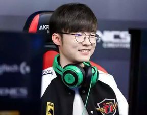 Faker的职业生涯起点：他多少岁开启传奇之路？