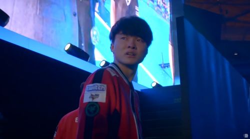 Faker神级走位：英雄联盟史上最不可思议的逃生与反杀集锦