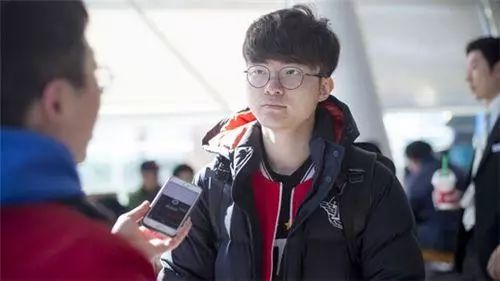 Faker:传奇选手的智慧与谦逊