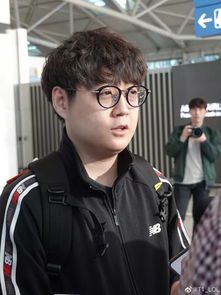 《揭秘Faker的霸气头像:电竞之王的象征与魅力》