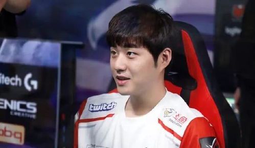 Faker续约4年天价合同曝光!T1战队豪掷千金留传奇中单